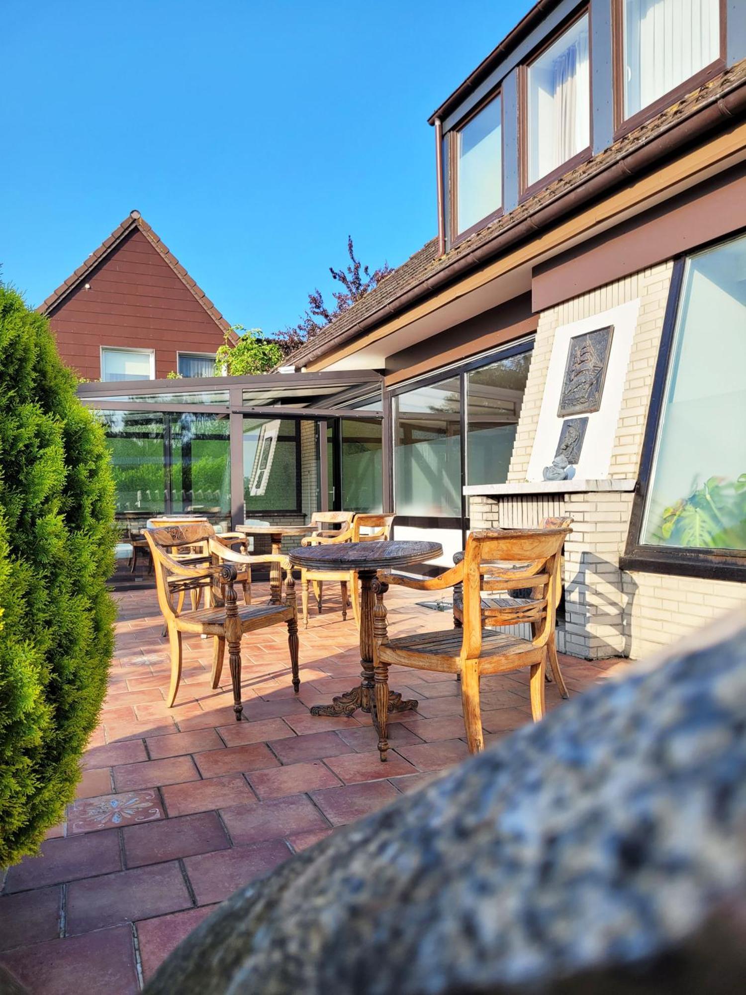 Gemuetliche & Moderne Ferienwohnung - Nur 7 Gehminuten Vom Strand Entfernt, Inklusive Parkplatz Und Gartenzugang Scharbeutz Exterior foto