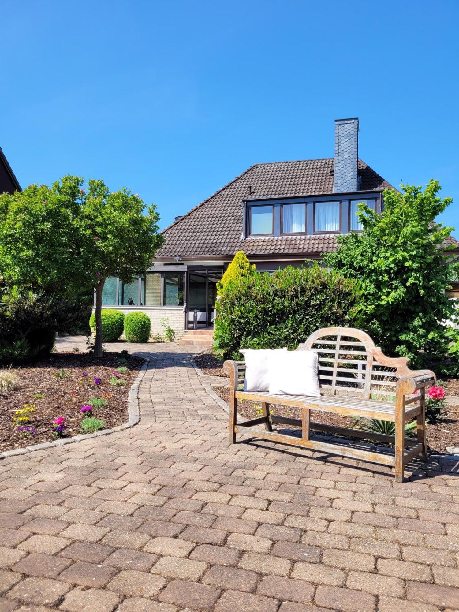 Gemuetliche & Moderne Ferienwohnung - Nur 7 Gehminuten Vom Strand Entfernt, Inklusive Parkplatz Und Gartenzugang Scharbeutz Exterior foto